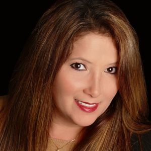 Meet your Posher, Ivis